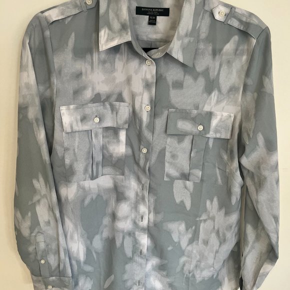 Banana Republic Dillon fit abstract print utility button down - Picture 2 of 7